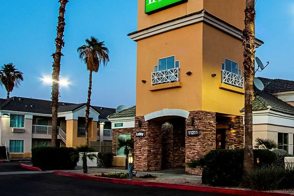 Hometowne Studios By Red Roof Phoenix - Black Canyon Highway Hotel