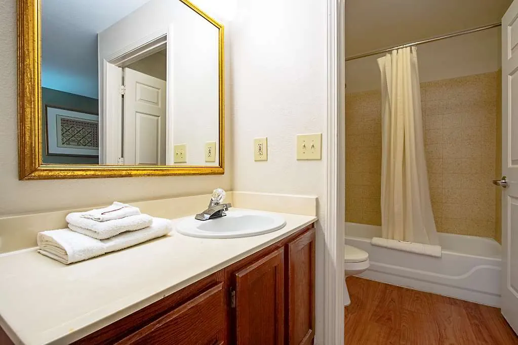 Hotel Hometowne Studios By Red Roof Phoenix - Black Canyon Highway