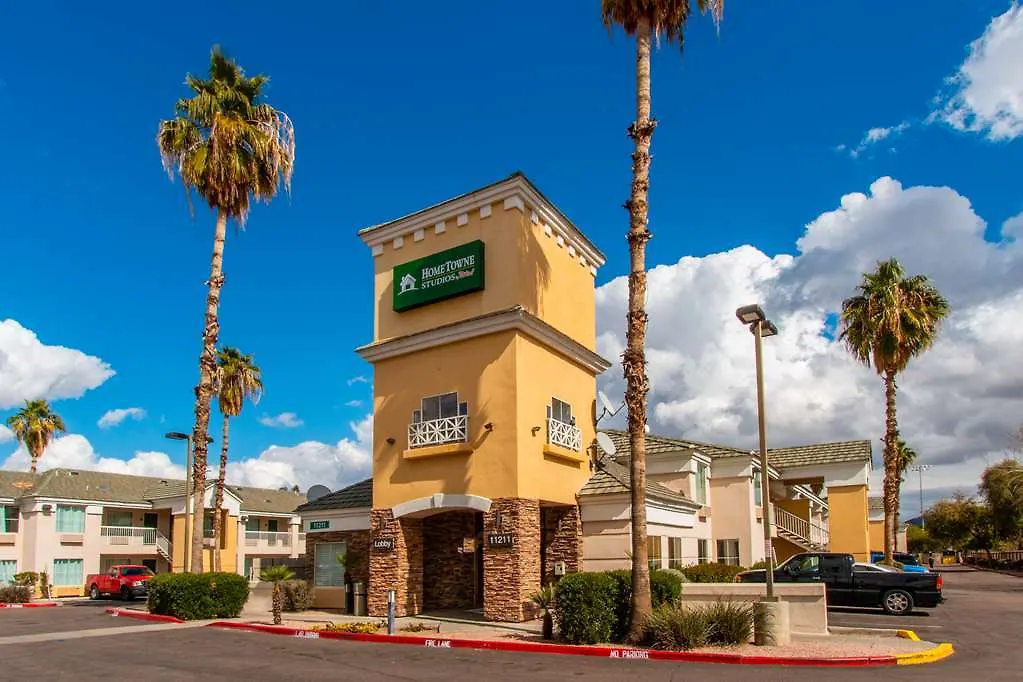 מלון Hometowne Studios By Red Roof Phoenix - Black Canyon Highway